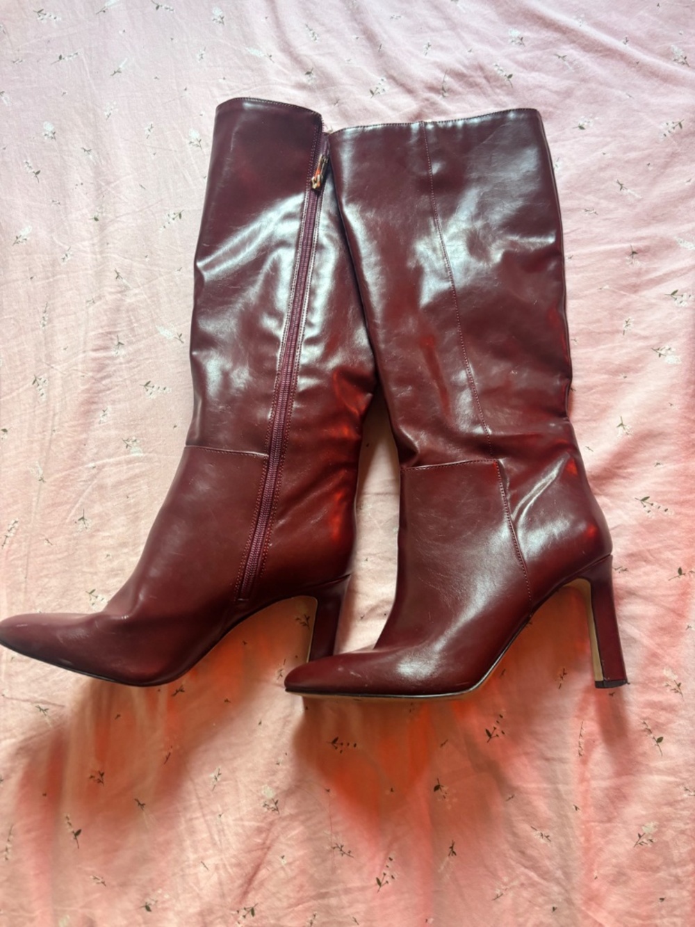 Boots - Picture 3 of 3